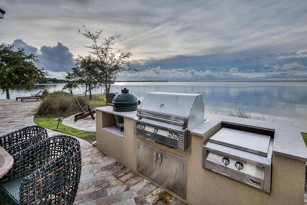 Bay Front Grill
